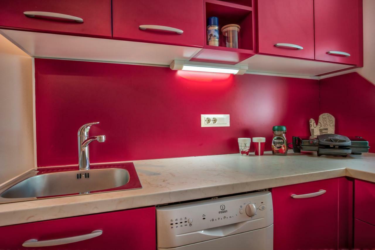 Apartment Pod Velbi リュブリャナ エクステリア 写真